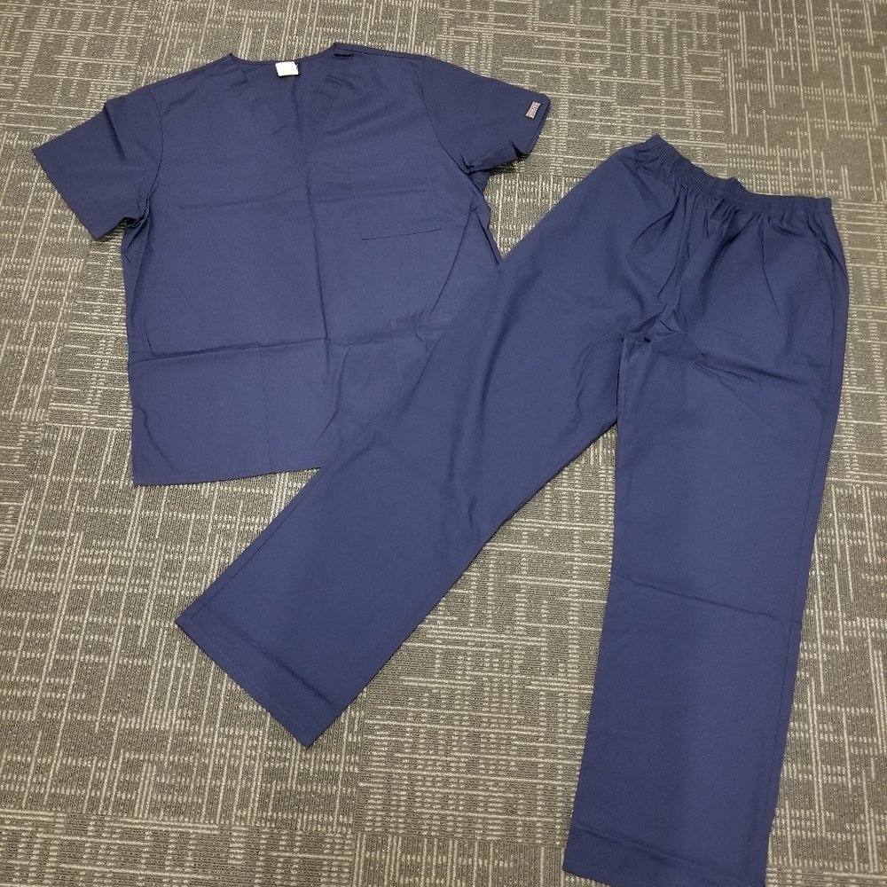Cherokee Scrub Set